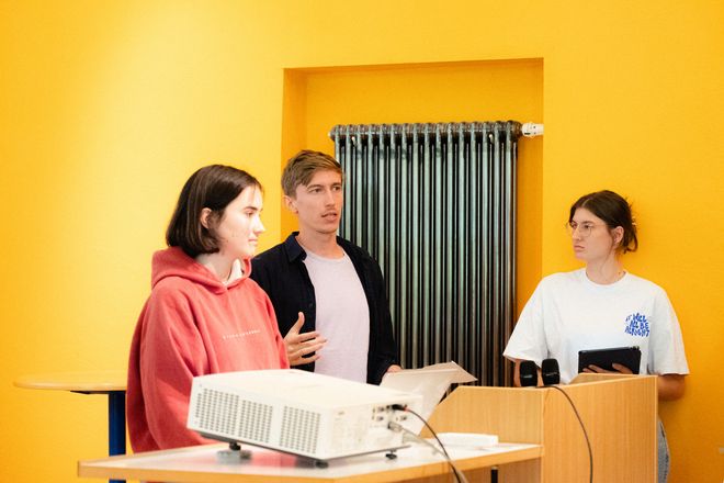 Projekt »Digitale Umwelten«, Foto: Julian Linden Vortragende vom Projekt »Digitale Umwelten«