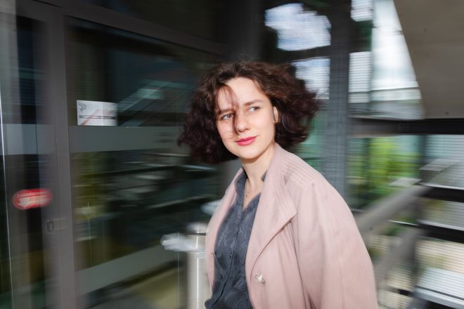 Masihne Rasuli vom Projekt »Science, Bitch!«, Foto: Julian Linden Porträt von Masihne Rasuli vom Projekt »Science, Bitch!«