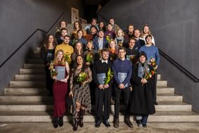 Im Rahmen des Festaktes wurden Absolvent*innen für ihre herausragenden Studienleistungen sowie für hervorragende Abschlussarbeiten ausgezeichnet. Foto: Bauhaus-Universität Weimar/ Thomas Müller Im Rahmen des Festaktes wurden Absolvent*innen für ihre herausragenden Studienleistungen sowie für hervorragende Abschlussarbeiten ausgezeichnet. Foto: Bauhaus-Universität Weimar/ Thomas Müller