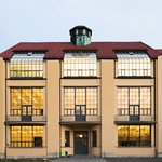 Die Bauhaus-Universität Weimar lädt zur Eröffnung der neugestalteten Außenanlagen in der Geschwister-Scholl-Straße 8 ein. (Foto: Tobias Adam)