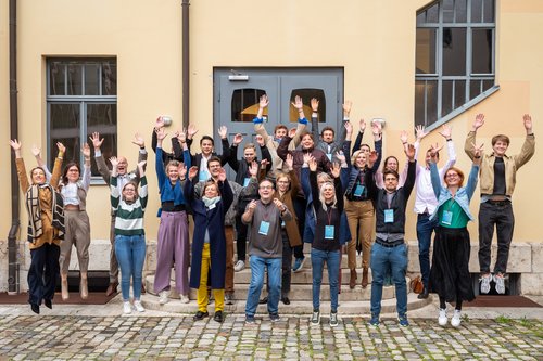 Gemeinsames Gruppenfoto mit allen Beteiligten. Foto: Thomas Müller