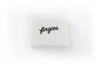 Das an der Professur Interface Design entwickelte Produkt »Fingies« ist ein modulares System, mit dem Nutzerinnen und Nutzer Sensordaten innerhalb eines Netzwerkes austauschen können. (Bilder: Professur Interface Design)