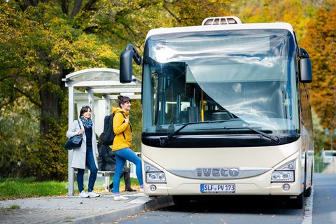 BMBF-gefördertes Verbundprojekt MOVEwell Zukünftig soll der Linien-Fahrplan von Bussen im ländlichen Raum besser auf die Bedürfnisse der Bevölkerung abgestimmt werden. Foto: Linienbus KomBus GmbH, Fotograf: A. Kranert