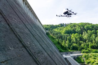 Die Fakultät Bau und Umwelt erforscht zukunftsorientierte neue Technologien sowie die ressourcenschonende Gestaltung der gebauten Umwelt. Foto: Bauhaus-Universität Weimar, Norman Hallermann