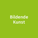 Bereich Bildende Kunst: Viele Absolvent*innen entscheiden sich dafür, als professionelle Künstler*innen zu arbeiten und ihre eigenen Kunstwerke zu schaffen. Dies kann die Teilnahme an Ausstellungen, Galeriepräsentationen und dem Verkauf von Kunstwerken beinhalten.