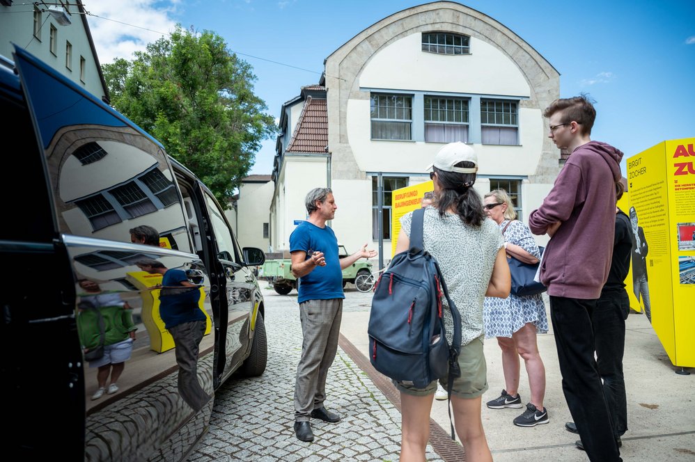 Zur summaery2024 fuhr das Zukunftstaxi erstmalig durch Weimar - nun ist es zurück. Foto: Bauhaus-Universität Weimar, Thomas Müller