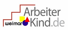 Das Logo zeigt in Schwarz- und Grautönen die Worte »Arbeiterkind.de Weimar« sowie ein gelbes Quadrat, ein rotes Dreieck und einen blauen Kreis. Eine rote Linie bildet eine Treppe mit drei Stufen, die von links nach rechts ansteigt und sich über die Worte und Symbole erstreckt.